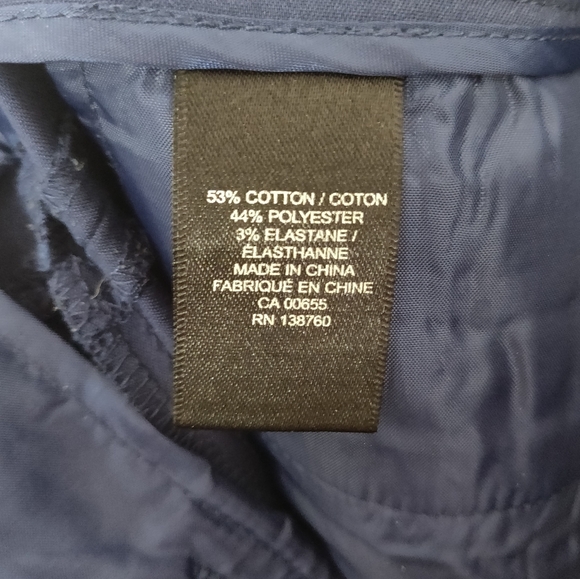 RW&CO. Mid Rise Slim Leg Cropped Navy Ankle Pants - Picture 8 of 8